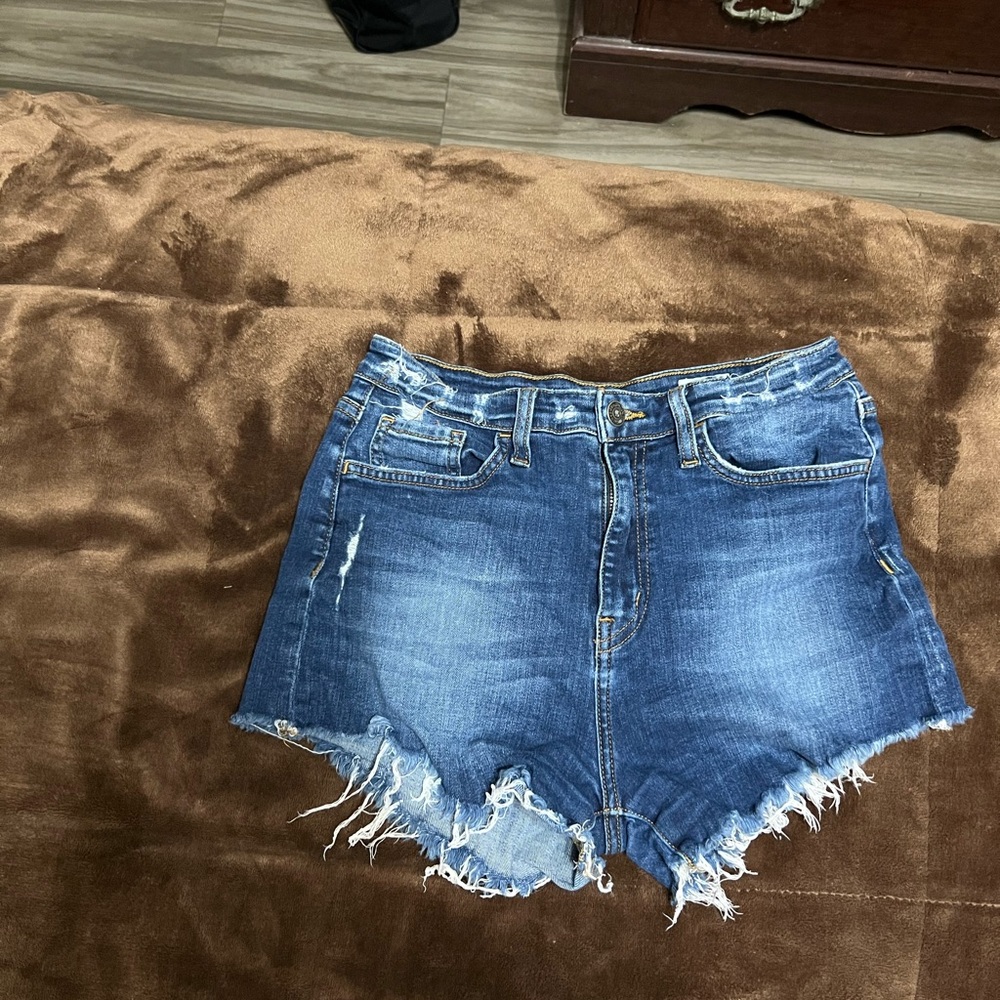 Woman’s size 27 Bridge by Gly Buckle jean shorts
